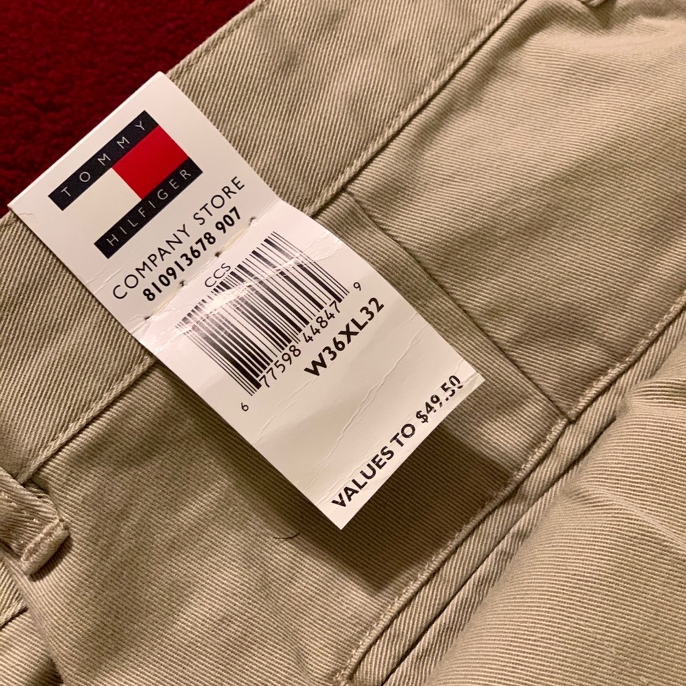 | (Sale) New Men’s Khaki Tommy Hilfiger Pants |